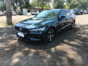 Volvo V60 B5 Ultimate Dark 2023