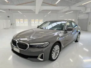 BMW 5 Series 518d Luxury 2022
