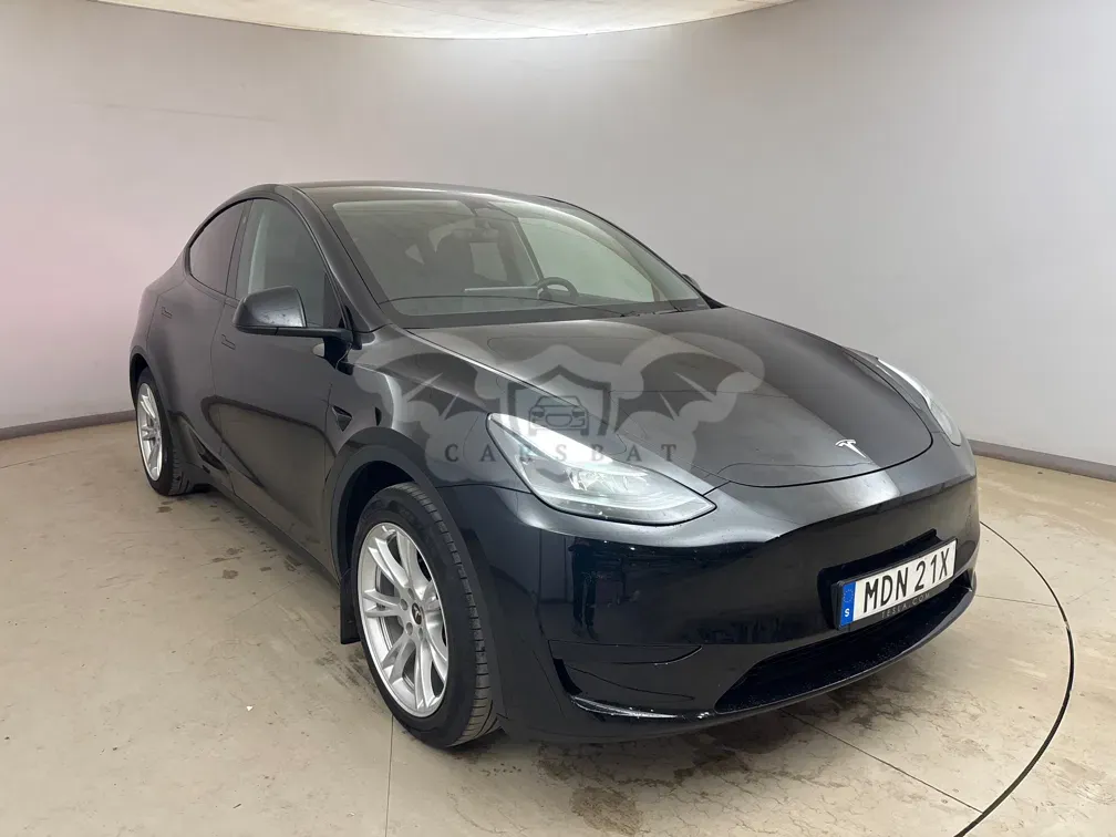 Tesla Model Y Standard Range 2023