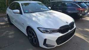 BMW 3 Series 330e 2022