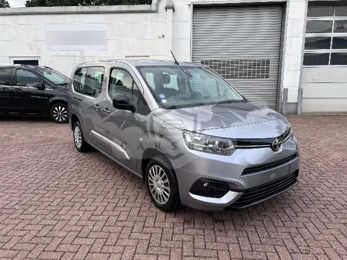 Toyota ProAce City 1.2 VVT-i Dynamic 2023