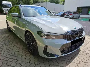 BMW 3 Series Touring 320i 2025