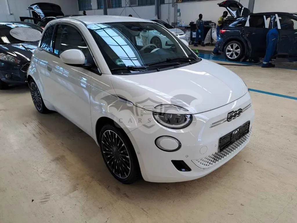 Fiat 500 La Prima 2025