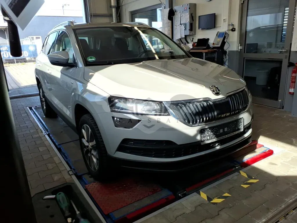 Skoda Karoq 1.0 TSI Ambition 2022