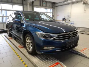 Volkswagen Passat Variant 2.0 TDI Business 2023