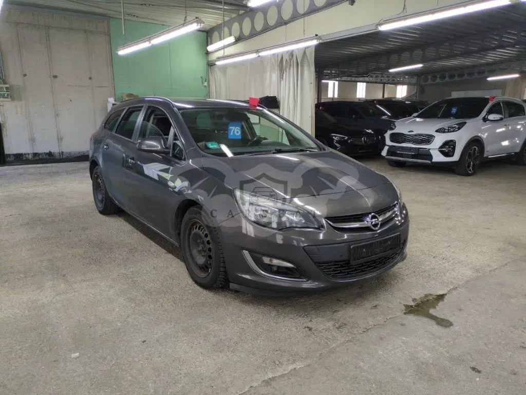 Opel Astra Active 2013