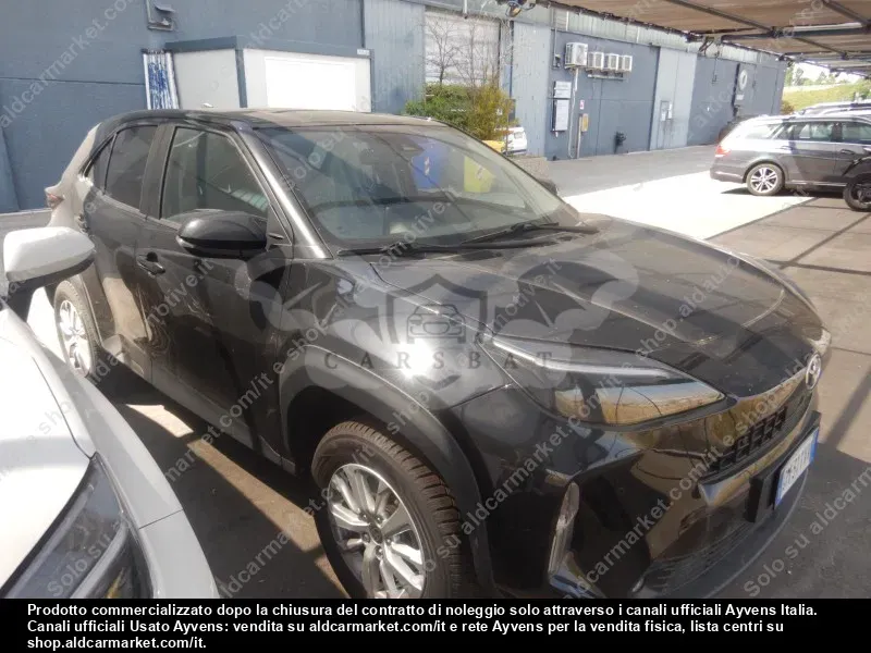 Toyota Yaris Cross 1.5h Business 2023