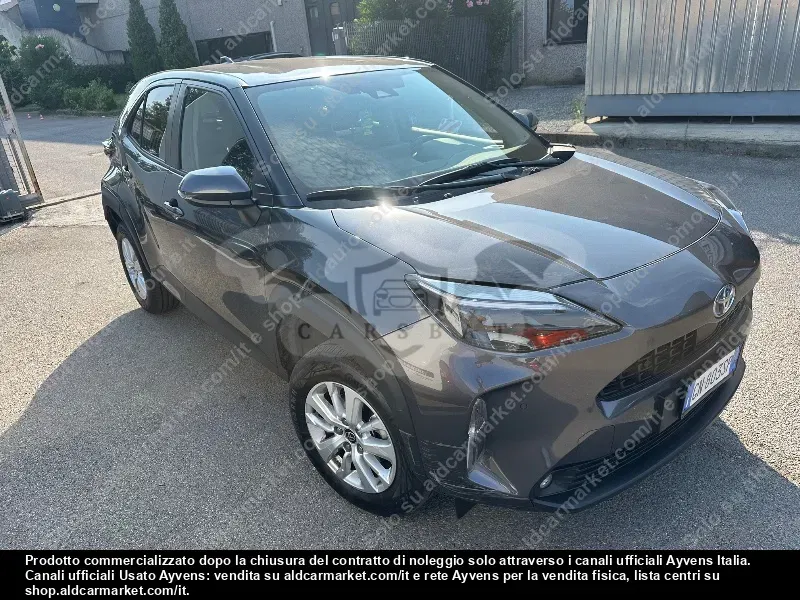 Toyota Yaris Cross 1.5h Business 2023