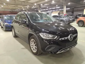 Mercedes-Benz GLA 200d Business Solution 2021