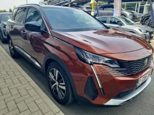 Peugeot 5008 1.2i Allure Pack 2022