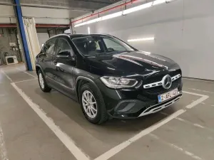 Mercedes-Benz GLA 180d Business Solution 2021