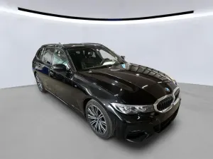 BMW 3 Series Touring 318d 2021