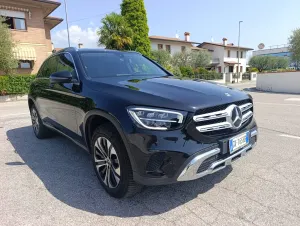 Mercedes-Benz GLC 300de Business 2022