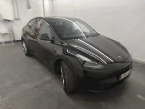 Tesla Model Y 58 kWh 2023