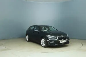 BMW 1 Series 118i SE 2024