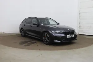 BMW 3 Series Touring 320i M Sport 2025