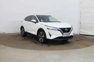 Nissan Qashqai 1.3 DIG-T N-connecta 2022