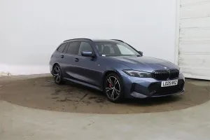 BMW 3 Series Touring 320i M Sport 2025