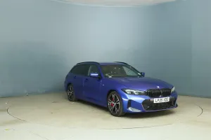 BMW 3 Series Touring 320i M Sport 2025
