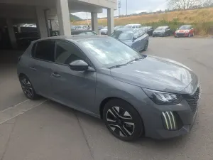 Peugeot 208 1.2 Allure 2025