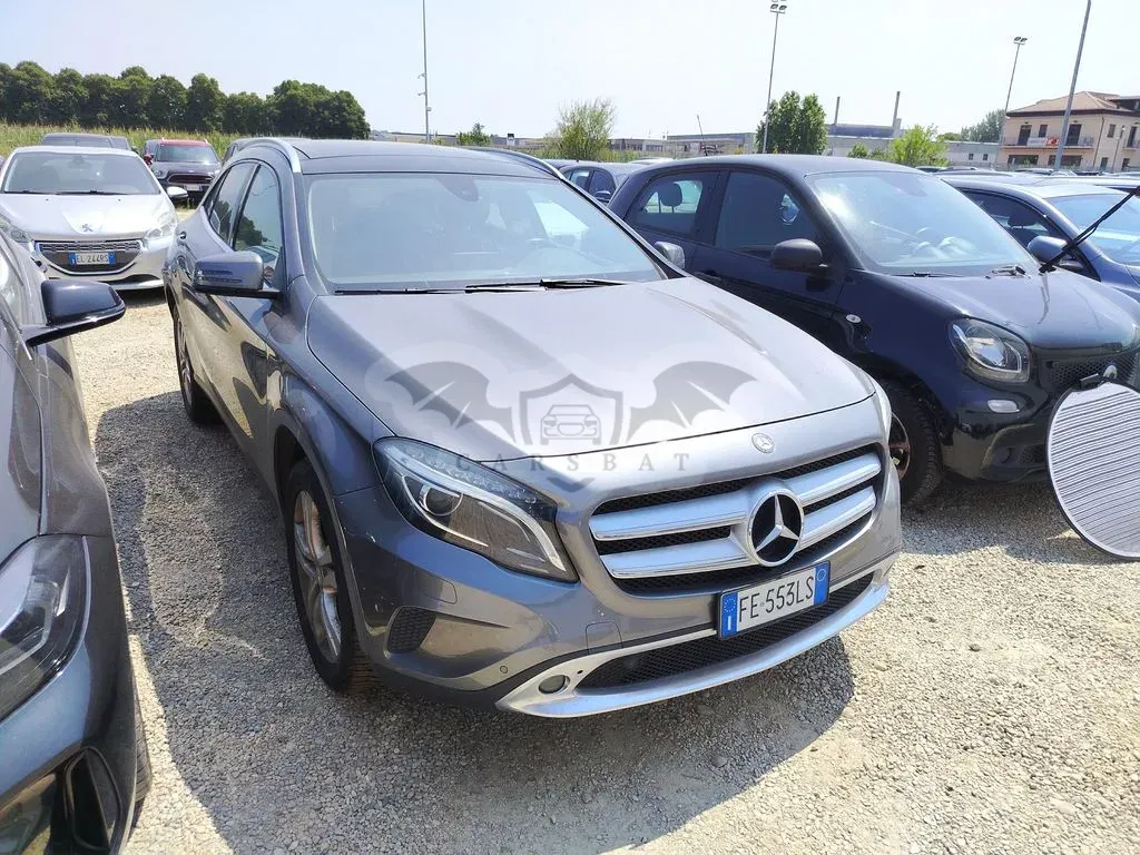 Mercedes-Benz GLA 200d Sport 2016