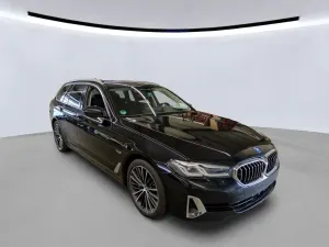 BMW 5 Series Touring 530e 2022
