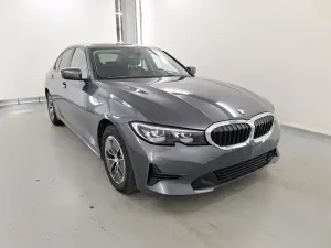 BMW 3 Series 318d 2022