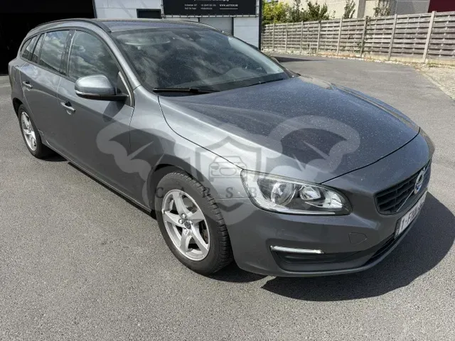 Volvo V60 D2 Kinetic 2016