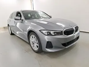 BMW 3 Series Touring 320e 2022