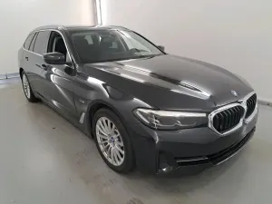 BMW 5 Series Touring 530e Lounge 2022