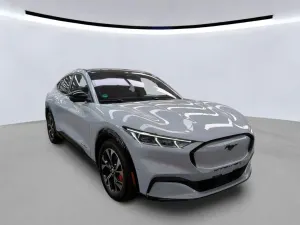 Ford Mustang Mach-E 76 kWh 2022
