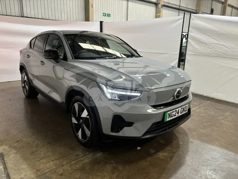 Volvo C40 67 kWh Core 2024