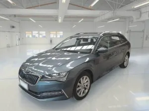 Skoda Superb Combi 1.4 TSI Executive 2021