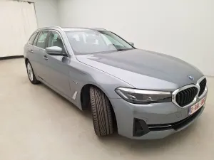 BMW 5 Series Touring 520e Lounge 2022