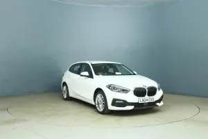 BMW 1 Series 118i SE 2024