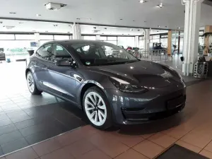 Tesla Model 3 Long Range 2023