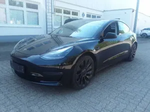Tesla Model 3 Long Range Performance 2023