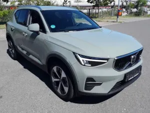 Volvo XC40 B3 Core 2024