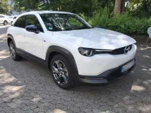 Mazda MX-30 e-SKYACTIV EV Advantage 2023