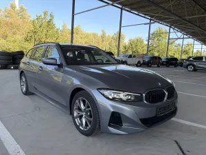 BMW 3 Series Touring 318i 2023