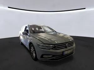 Volkswagen Passat Variant 2.0 TDI Business 2023