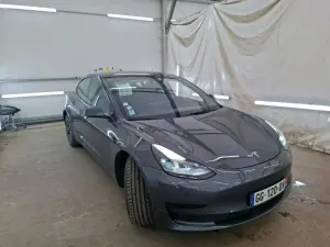 Tesla Model 3 54 kWh 2022