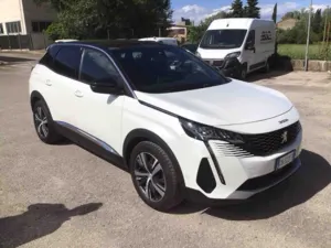 Peugeot 3008 1.5 HDI Allure 2023