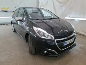 Peugeot 208 Allure Business 2019