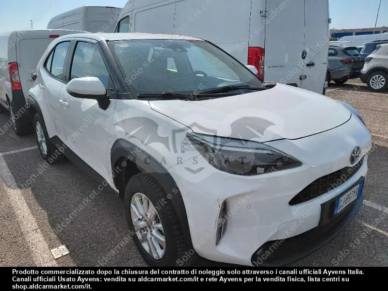 Toyota Yaris 1.5h Business 2022