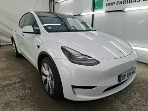 Tesla Model Y Long Range 82 kWh 2023
