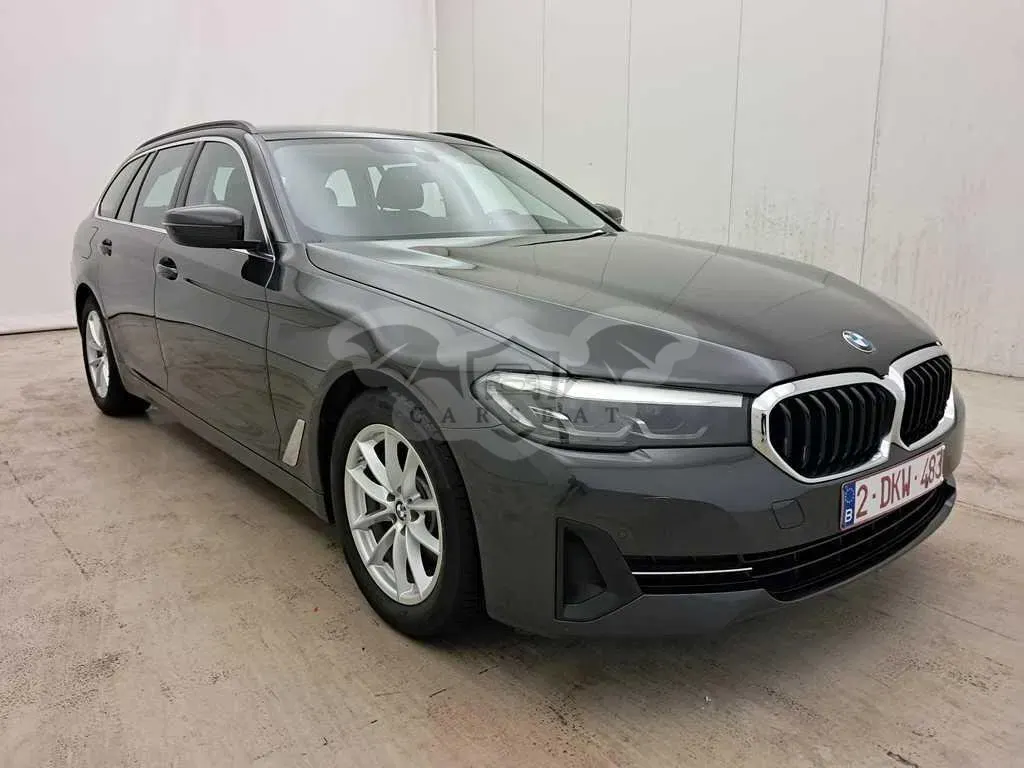 BMW 5 Series Touring 518d 2023
