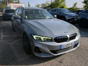 BMW 3 Series Touring 318d Lounge 2022