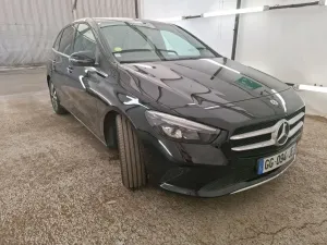 Mercedes-Benz B 180d Style 2022