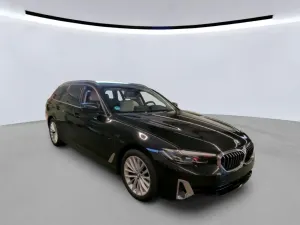 BMW 5 Series Touring 520d 2022